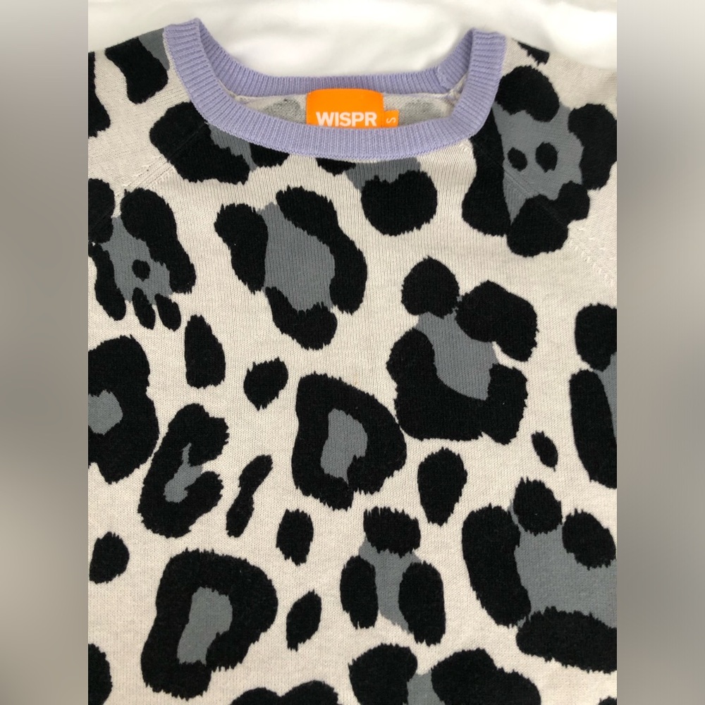 EUC Whispr super soft animal print with lavender trim silk blend sweater. - Picture 3 of 11